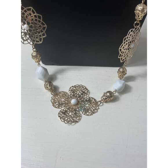 Gold Tone Floral Filigree Necklace With White Beads & Adjustable Chain - Picture 2 of 5